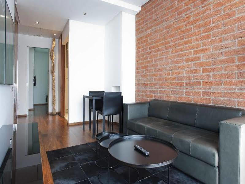 Apartment Avenue *